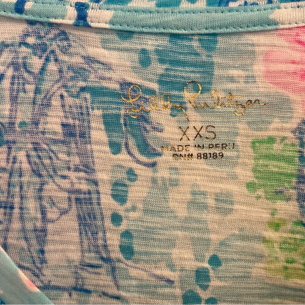 Lilly Pulitzer Etta V-Neck Tee - Lilly Loves D.C. - NWT - Size XXS - Picture 6 of 10